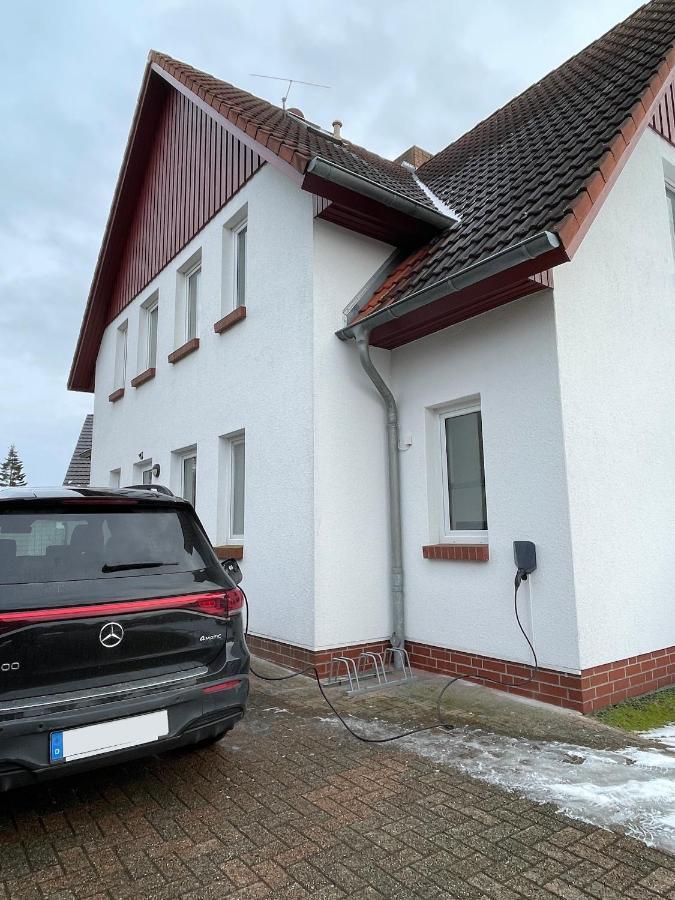 Meerfarbig - Balkon - Wlan - Parkplatz - Fahrradschuppen - Zentral&ruhig - E-ladesaeule - Waschtrockner - Haustierfrei - Nichtraucher Ostseeheilbad Zingst