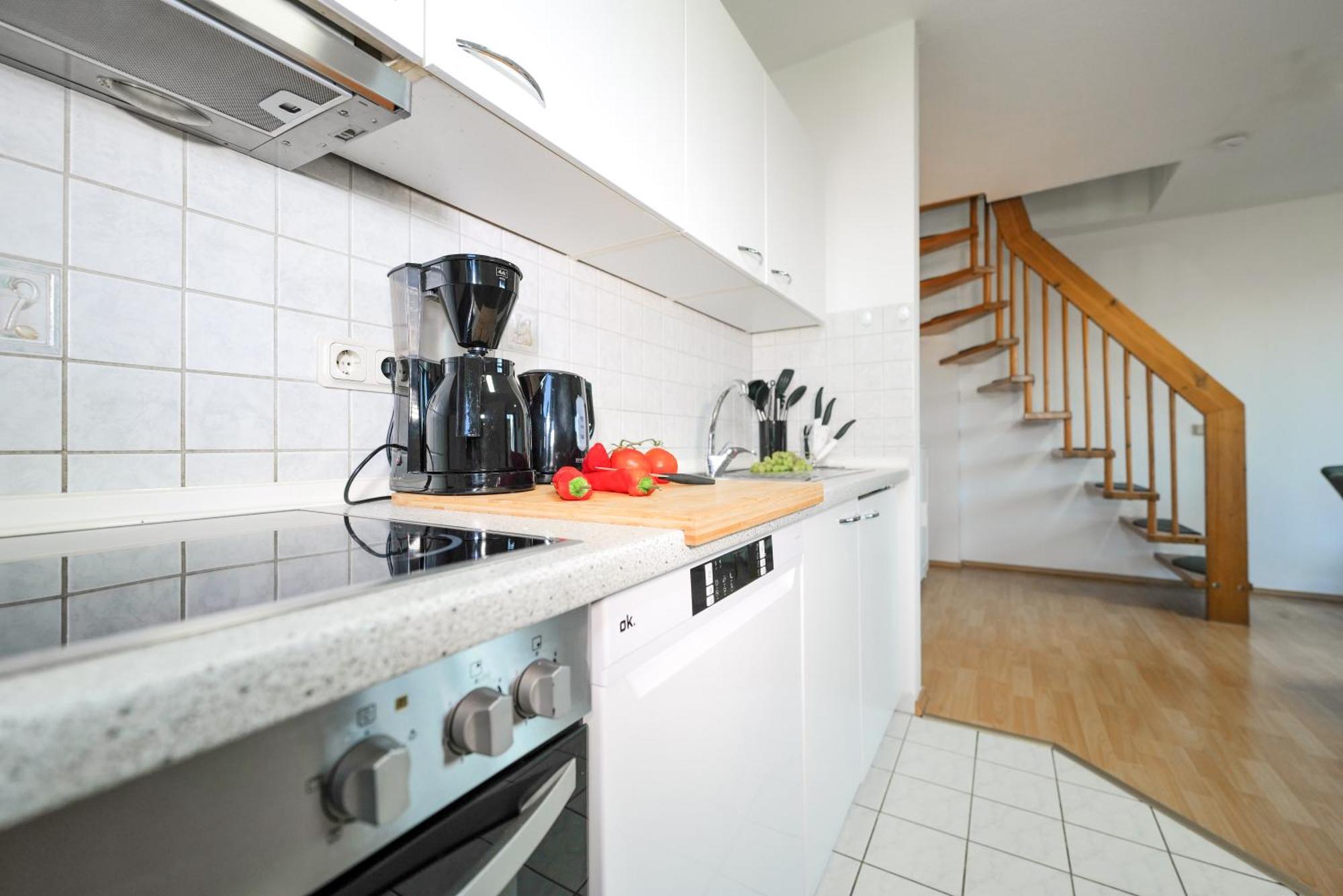 Apartment Meerfarbig - Balkon - Wlan - Parkplatz - Fahrradschuppen - Zentral&ruhig - E-ladesaeule - Waschtrockner - Haustierfrei - Nichtraucher *